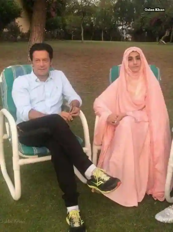 Bushra Bibi's Newest High-Resolution Photos