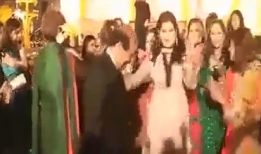 PPP's Latif Khosa Dancing With Girls in A Wedding Party 