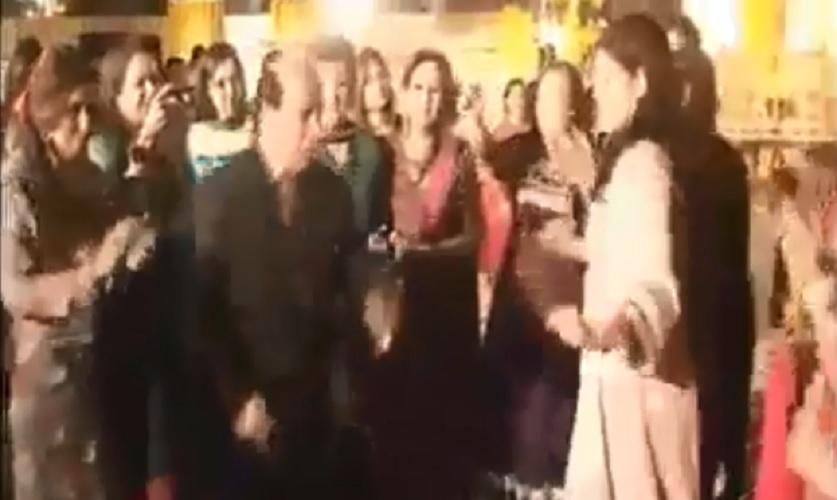 PPP's Latif Khosa Dancing With Girls in A Wedding Party 