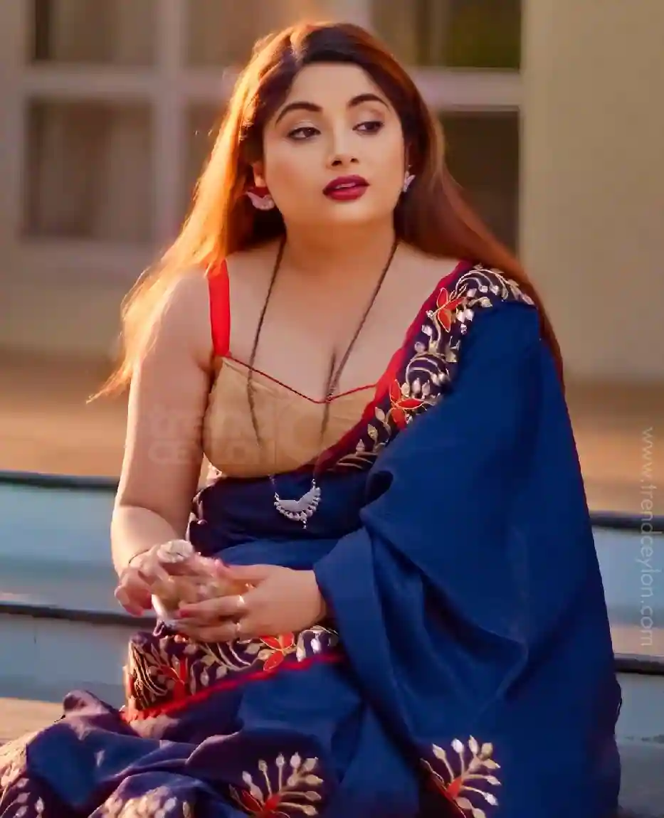 Gorgeous Kaira Shehgal Stuns in Saree: Ghar Ka Call Boy Web Series