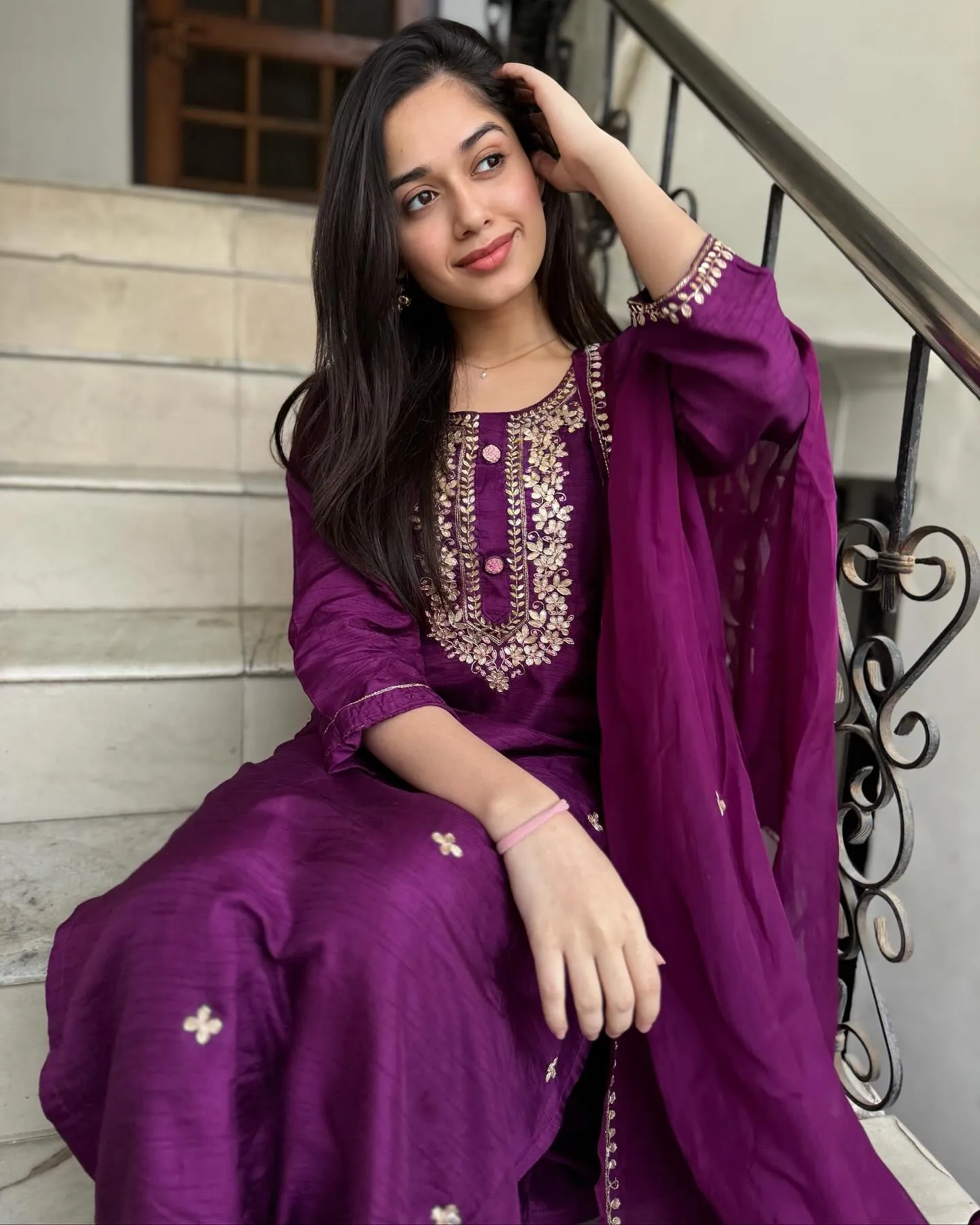 Jannat Zubair's Ethnic Elegance Takes Social Media by Storm in Latest Photoshoot