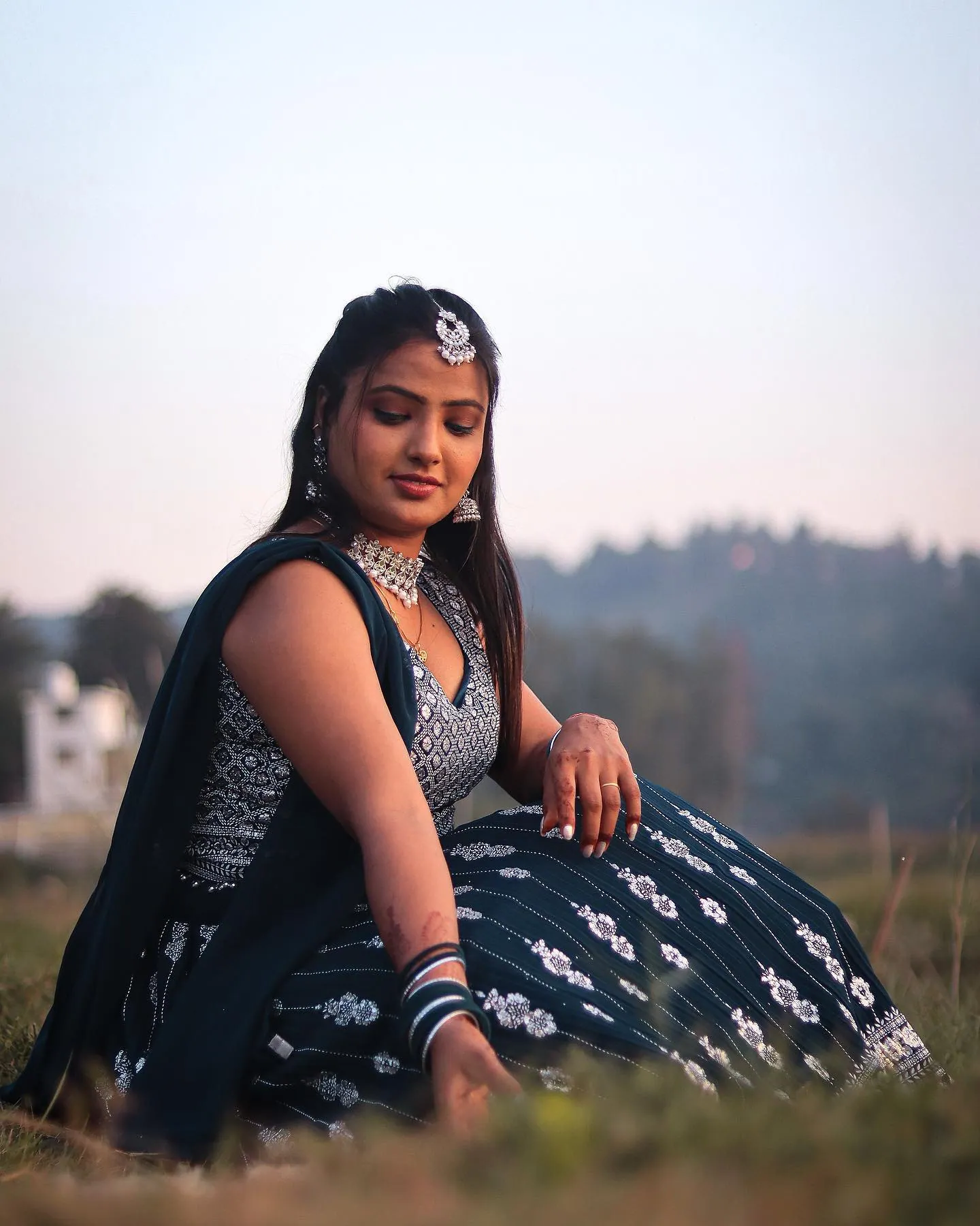 Shyna Khatri on Screen: Your Guide to the Hottest Web Series in 2024