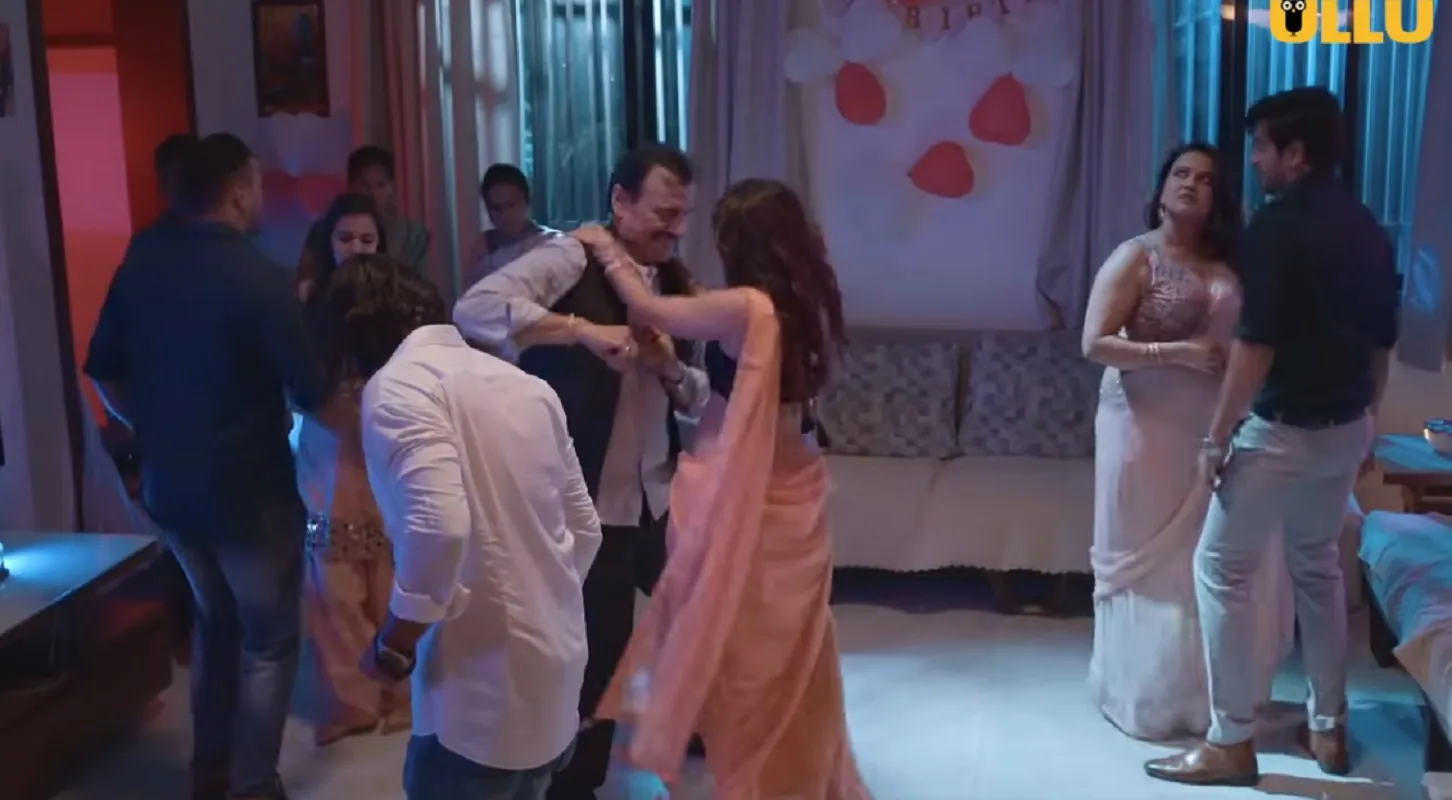 Na Umra Ki Seema Ho Part 2 Official Trailer: Desi Kisse Unfold | Ullu Originals