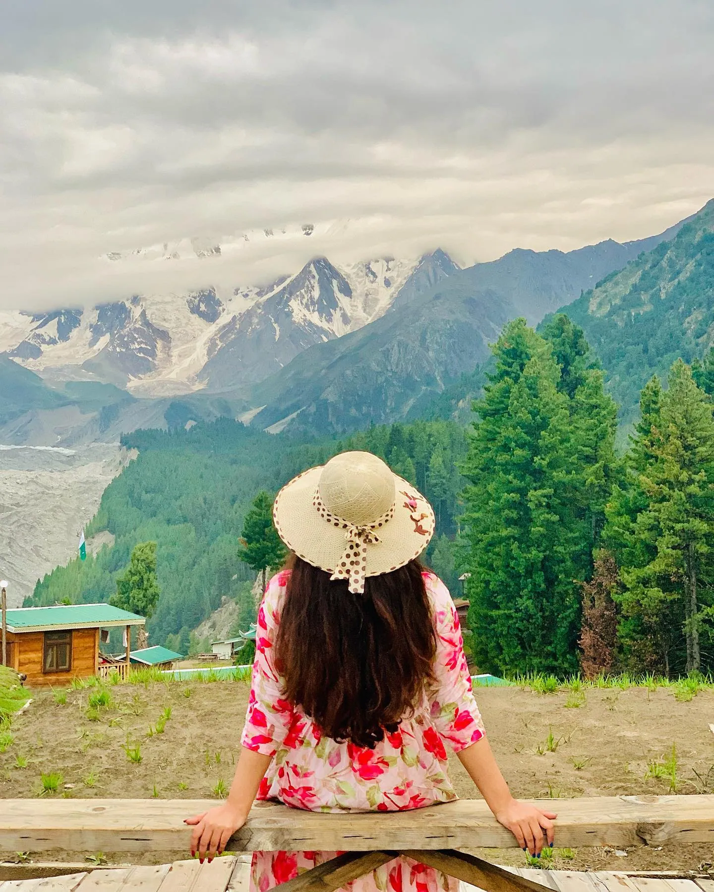 Unveiling the Life of Content Creator Nimra Asif: Age, Education, and Family Revealed